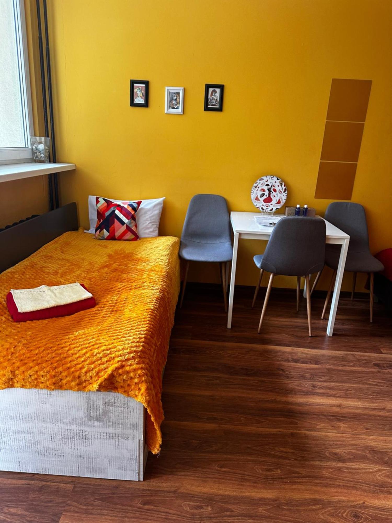 فندق Travel House فروتسواف المظهر الخارجي الصورة